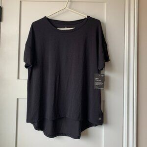 NWT Gap Fit Workout Top